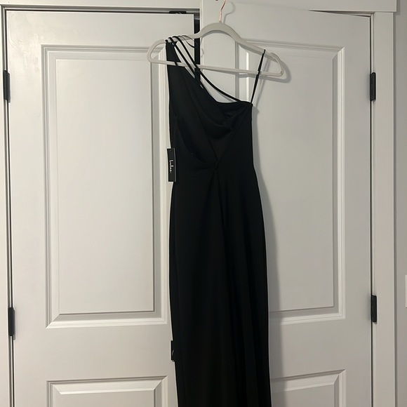 New with tags, Lulus black backless jumpsuit - Picture 2 of 2